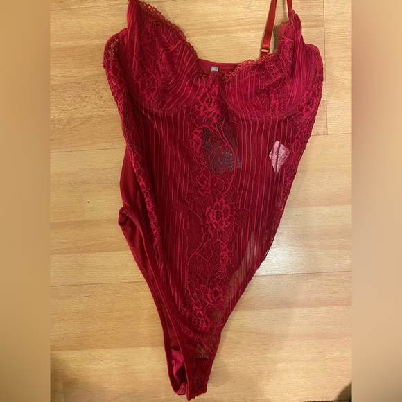 Charlotte Russe Red Cami Body Suit ❤️✨ - Picture 2 of 4